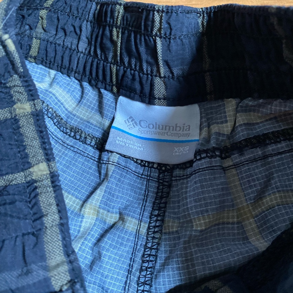 Columbia pants w detachable leg for shorts & a pair of shorts. Boys Sz XXS 4/5 - Picture 12 of 12